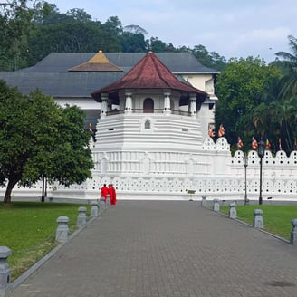 kandy temple of the tooth