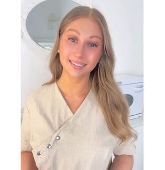 esthéticienne diplômée et expérimentée dans institut de beauté à Metz