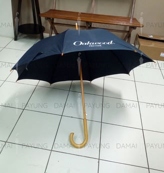 Payung promosi polos tongkat kayu oakwood