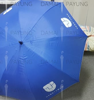Payung promosi polos golf biru silver uang teman 3