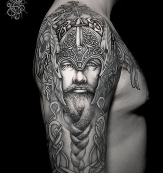 Tatouage portrait guerrier viking. Viking warrior portrait tattoo.