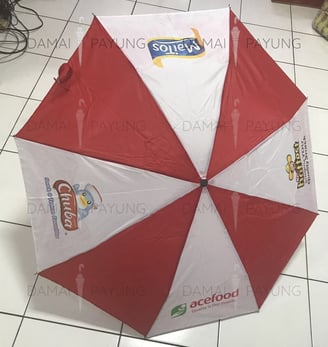 Payung promosi polos lipat merah putih acefood semua sisi