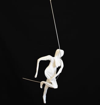 mobile sculpture papier personnage mouvement