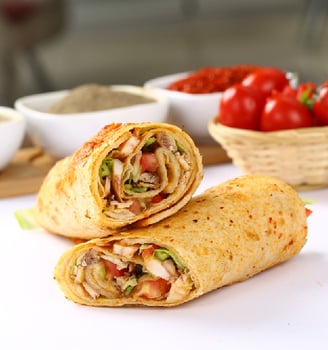 Multigrain wrap, super healthy non veg wrap, high in protien and high in carbs, order now.