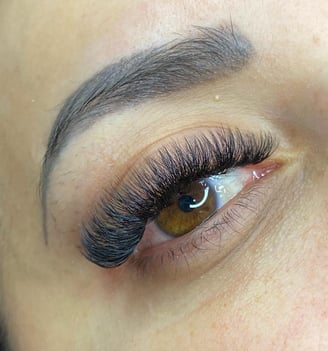 Citas con Amy Ortiz Lash Artist - Cartago Costa Rica 