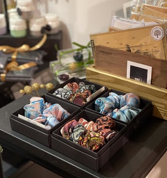 SILK SCRUNCH GIFT IDEAS FOR HER
