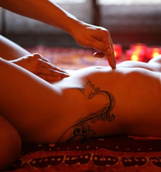 massage tao tantrique sensuel Agde naturiste