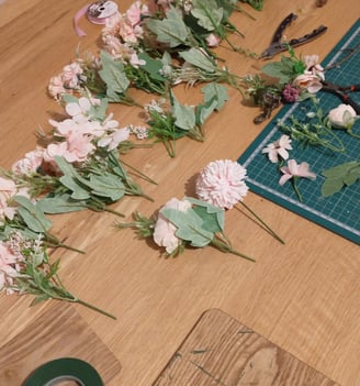 hen party wreath workshop york