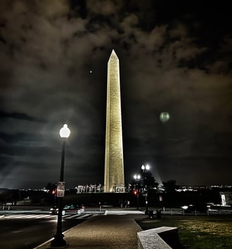 a monument in washington dc at night time