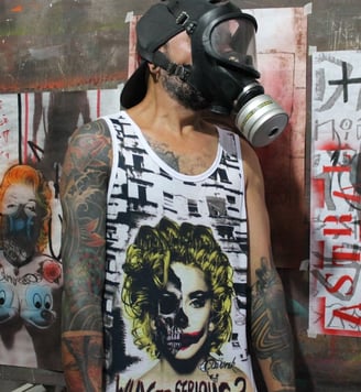 Grafite de Caveira em Paredes de São Paulo