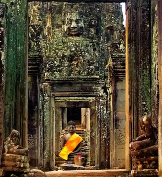 Bayon Temple, featured on MyTripJunction.com travel blog.