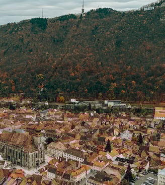 alt="Brasov"
