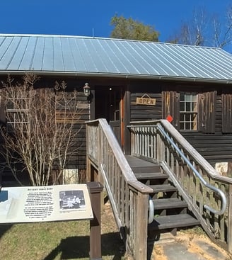 Picture of Sams Cabin