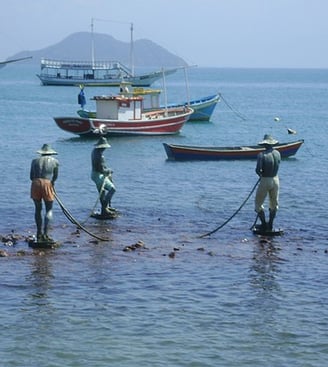 Atividades e atrações em Búzios - Escultura dos Pescadores
