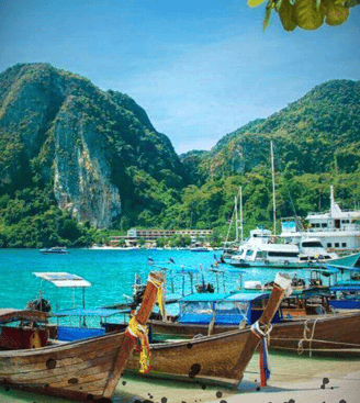 Royal Travelers Holliday Packages