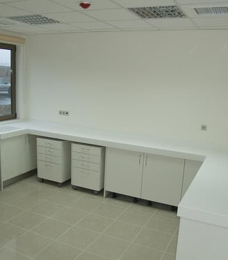 ΕΙΔΙΚΕΣ ΚΑΤΑΣΚΕΥΕΣ / ΠΑΓΚΩΝ / ΕΡΓΑΣΤΗΡΙΩΝ / ΧΗΜΕΙΩΝ / ΜΙΚΡΟΒΙΟΛΟΓΙΚΩΝ / ΤΡΟΦΙΜΩΝ