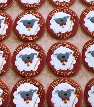 Custom cookies designed for gatherings, party treats, and souvenir gifts, handcrafted with festive, colorful designs