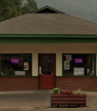 Oregon’s Oakridge Real Estate Office Hwy 58
