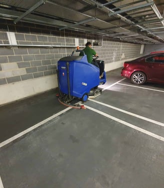 limpiezas de garajes, parkings, aparcamientos públicos, privados y comunitarios