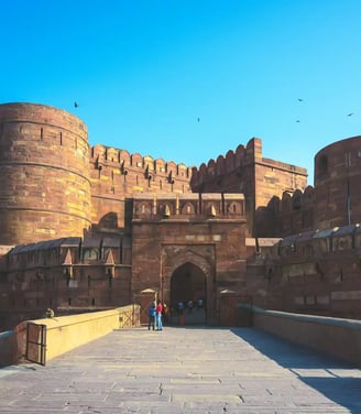 Agra Fort, featured on MyTripJunction.com travel blog.