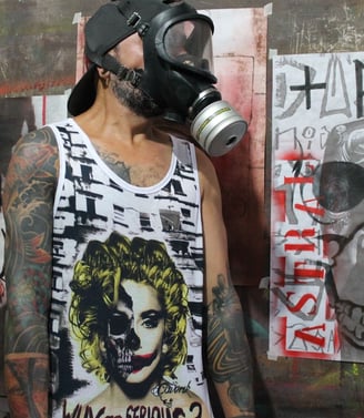 Grafite de Caveira em Paredes de São Paulo