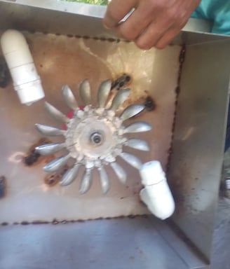 pelton, generador de electricidad turbina hidráulica,  proyectos permacultura,  autosuficiencia ener