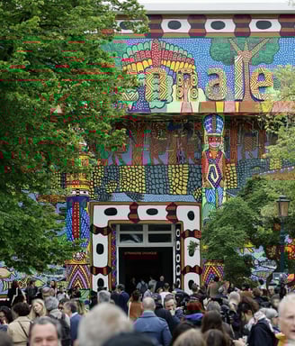 Fachada da Bienal de Veneza, 2024