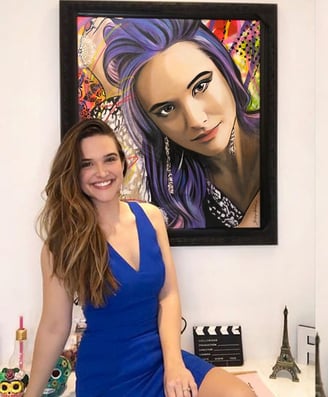 Rosto de uma moça em estilo Pop-Art. Juliana Paiva