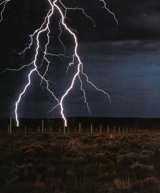 "The Lightning Field" (1977) de Walter De Maria: