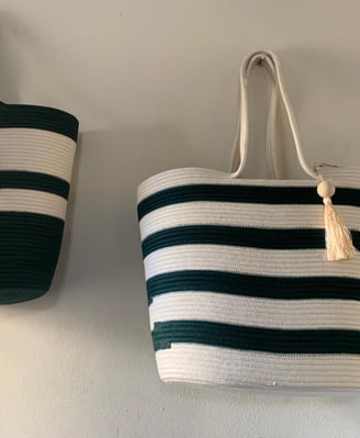 two bags of different colors and sizes of the same color