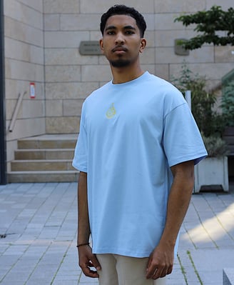 Baby Blue oversized T-shirt made from 100% premium cotton, minimalist design, relaxed fit – Noon 