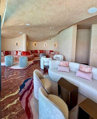 shebara-resort-bar