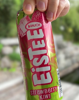 Rauch Eistee Erdbeer Kiwi Social Media Asset