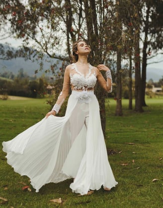 Mujer en vestido de bodas