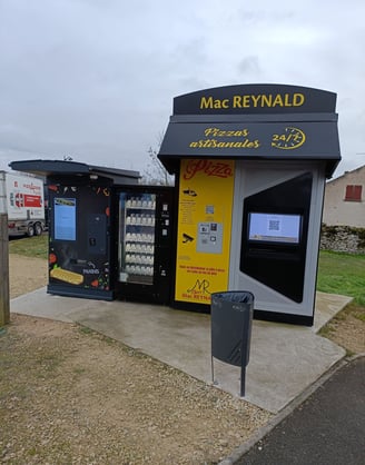 Distributeur de Pizza Mac Reynald, Ménil la Tour