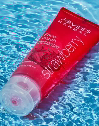 Jovees herbal face wash