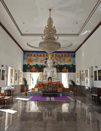 Wat Tham Pong Pang, Thung Makham, Chumphon