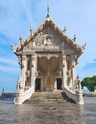 Wat Tham Pong Pang, Thung Makham, Chumphon