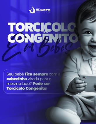 Um bebê segurando um celular