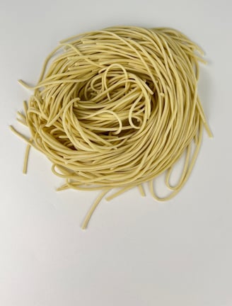Mie basah lurus khas Depot Mie Ayam RATU