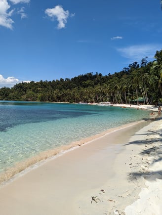 White Beach, Port Barton