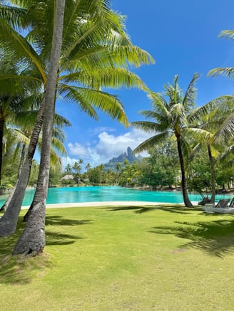 st-regis-bora-bora-spa