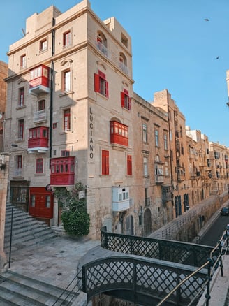 valletta stairs street