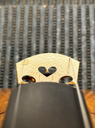ajuste de cavalete, violino