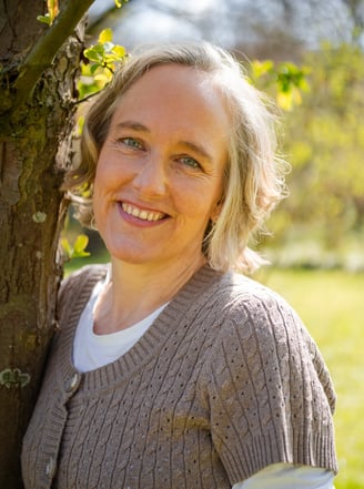 Silke Gesing lächelt in die Kamera
