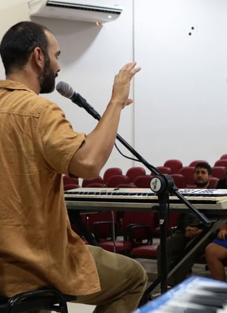 Lenin Correa, bacharel em teclas pela Universidade de Santa Maria (RS)