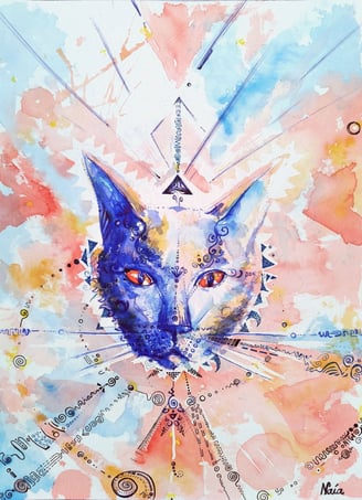 Portrait d'un chat aquarelle aux tons bleus et orangés, avec des motifs psychédéliques au feutre fin et bic.