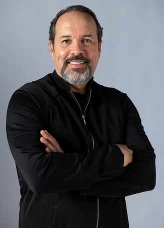 Dr Leonardo Padula