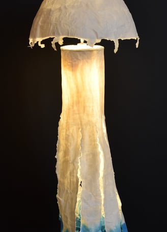 suspension luminaire méduse sculpture papier Sète