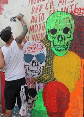 Caveiras e Arte de Rua: A Estética da Cavérik